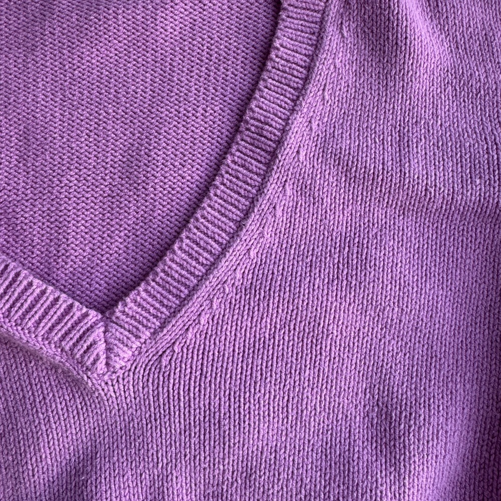 Women's Pink V-Neck Sweater - Picture 3 of 5